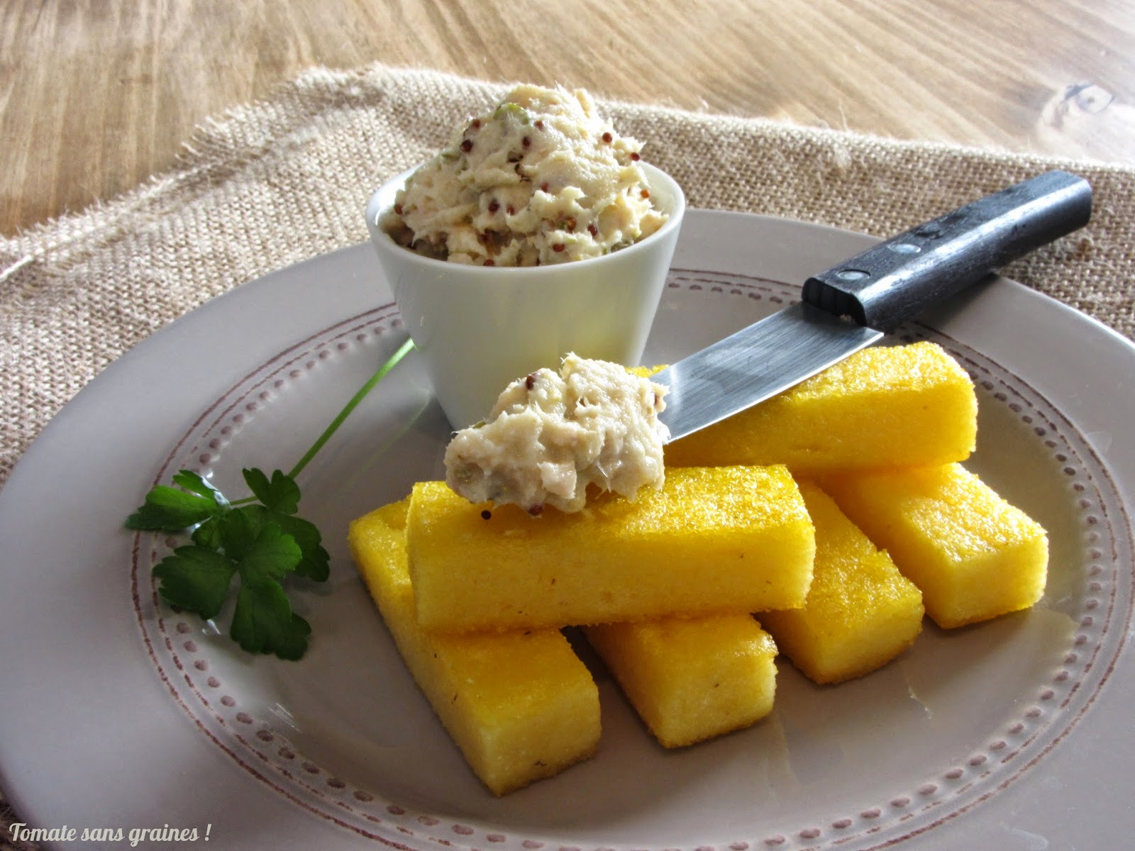 Frites de polenta et rillettes aux deux poissons