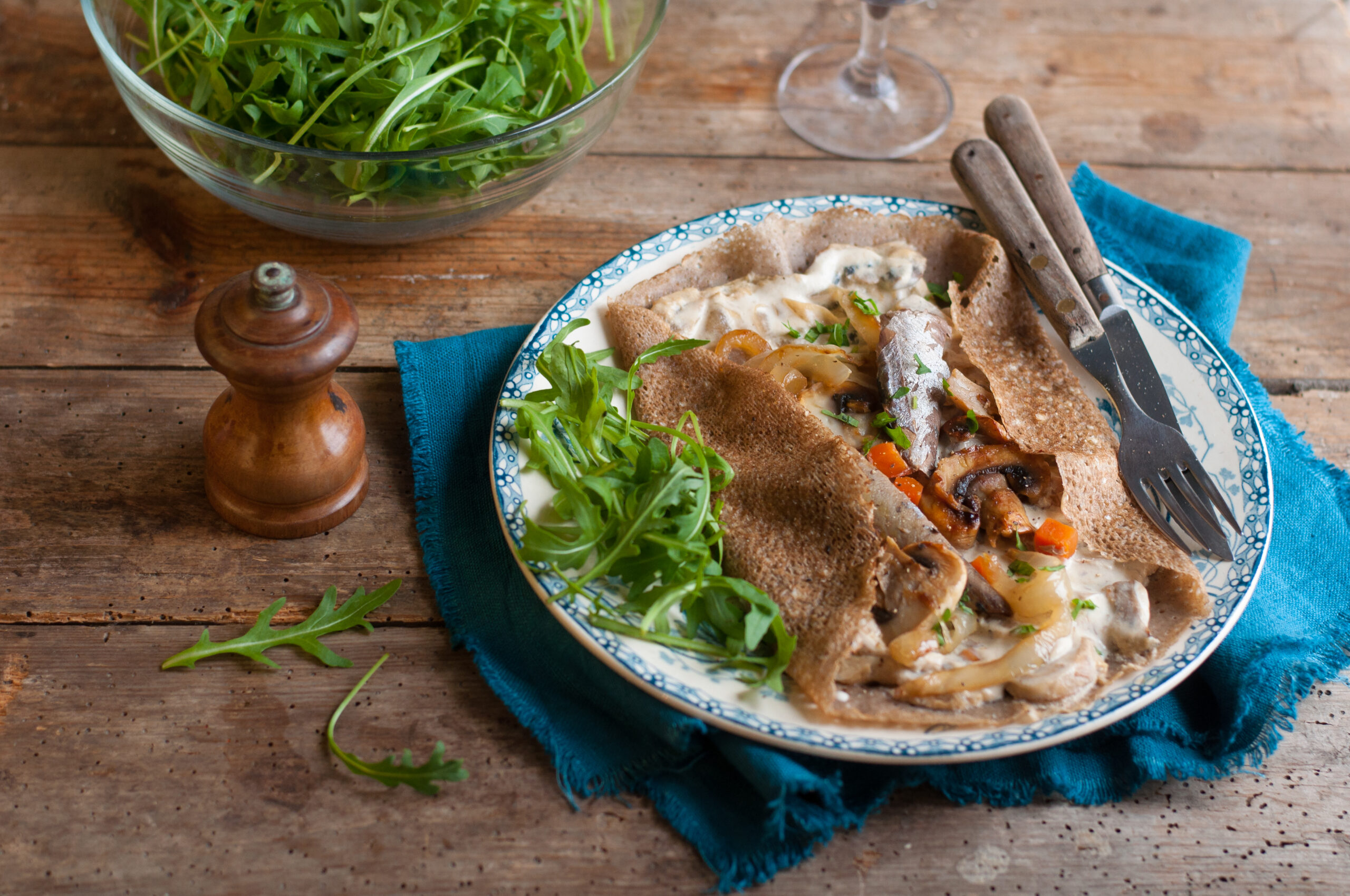 Galettes de sarrasin maquereaux champignons