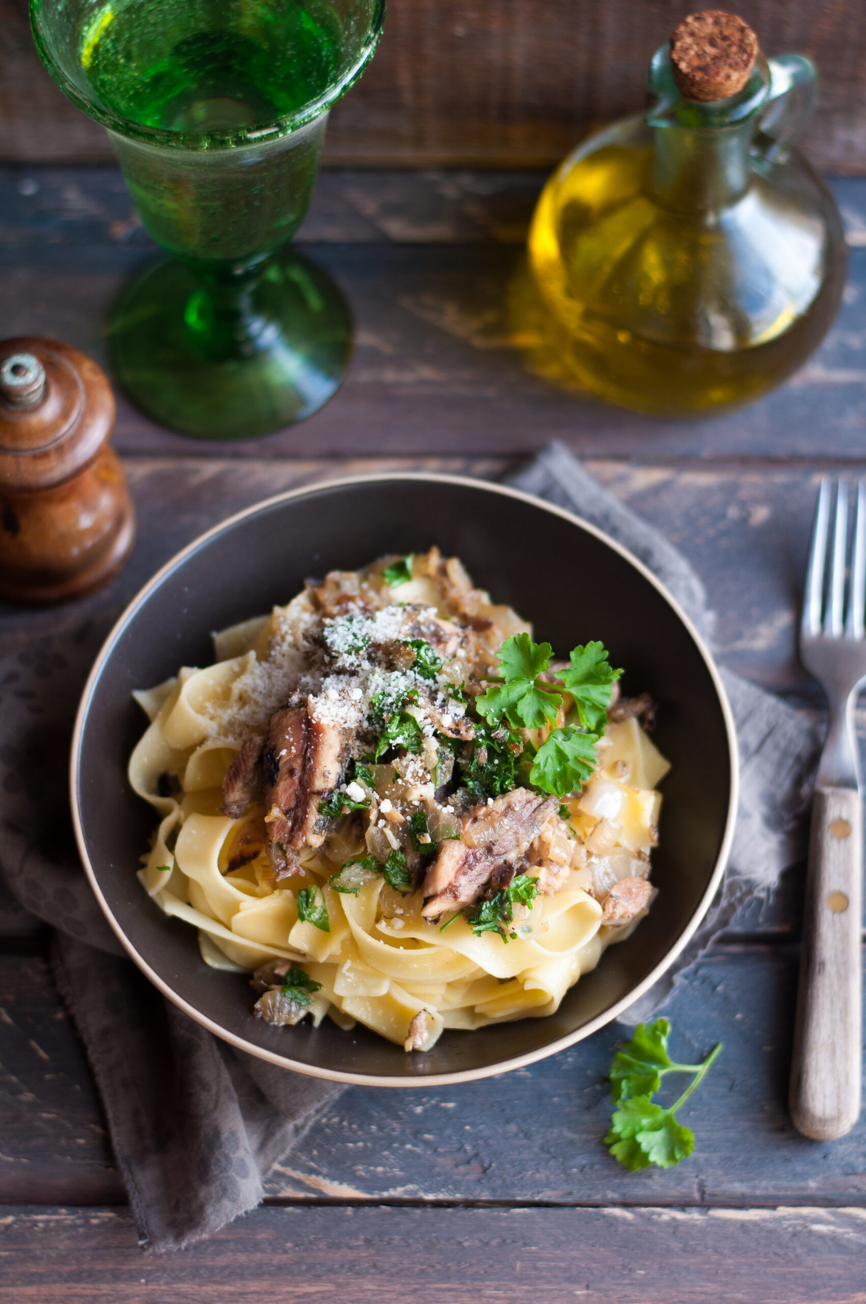 Pâtes fraîches aux anchois, parmesan et persillade - Phare d'Eckmühl