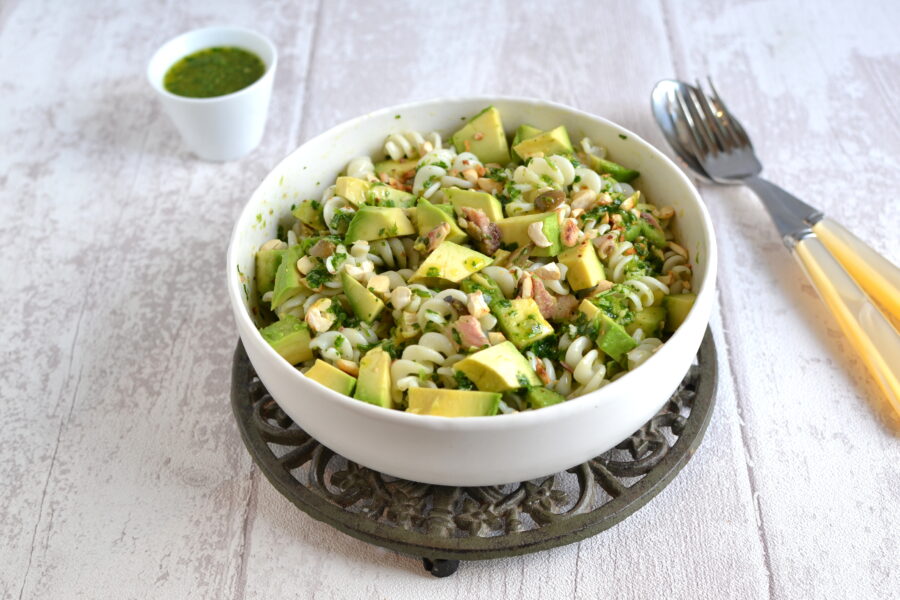Salade de pâtes à l’avocat et aux sardines - Phare d'Eckmühl