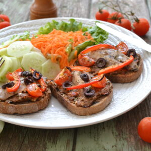 tartine-bruschetta-sardines-olive-aneth